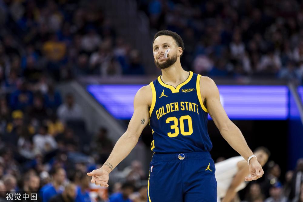 相比之下 相比之下