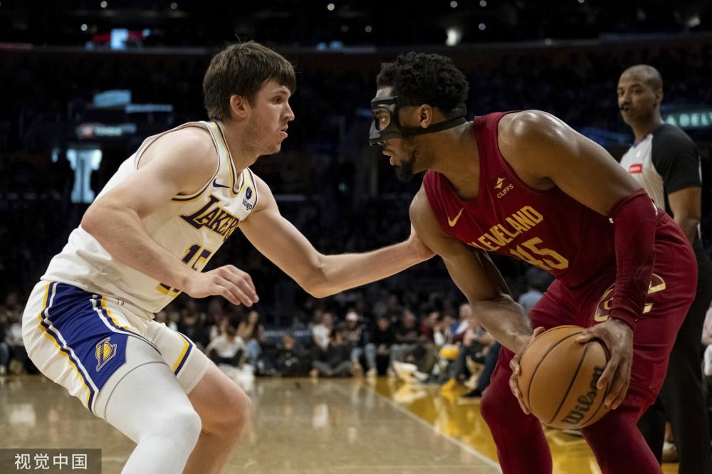 单板滑雪不 单板滑雪不