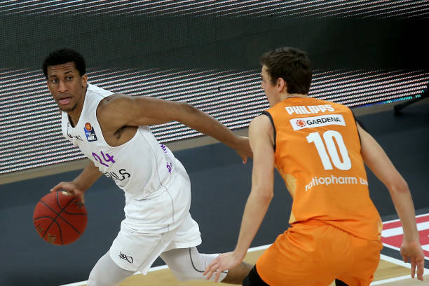 总有一些球 总有一些球