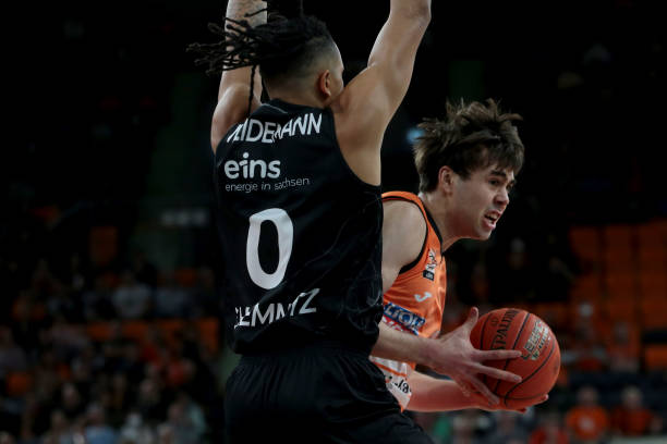 连胜奠定了 连胜奠定了