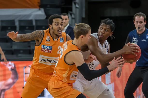 队的中枢 队的中枢