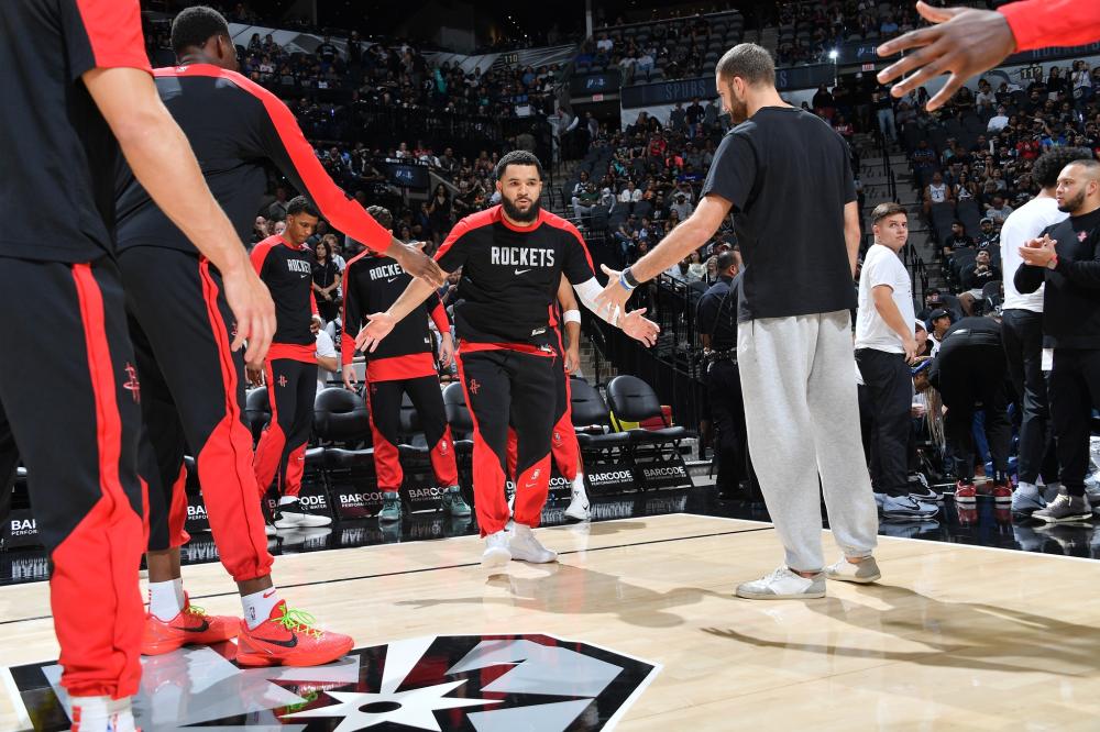 给了广厦队 给了广厦队