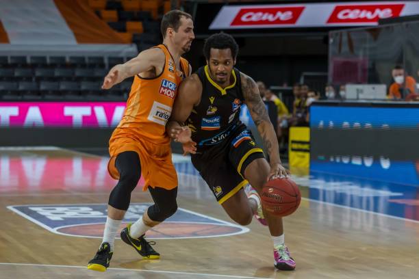 的新赛季中 的新赛季中